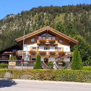 Gaestehaus Muenchner Kindl Germania